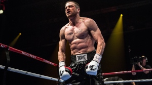 3044397-poster-p-1-the-southpaw-trailer-hits-you-with-a-ridiculously-cut-jake-gyllenhaal-and-new-eminem-music