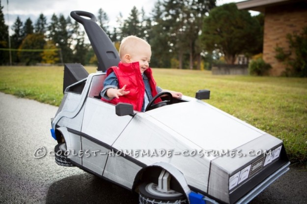 baby-marty-mcfly-and-his-delorean-push-car-132917-800x533