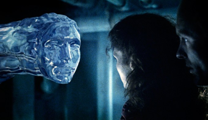 The-Abyss-Water-Face