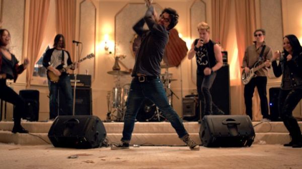 720x405-Geezer_press_1