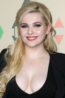 Abigail-breslin-attends-the-fox-fx-summer-2015-tca-party-in-west-hollywood_1
