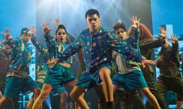 1233100_born-to-dance