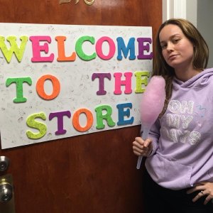 mv5bodvinzc2ytetndy0my00odk2lwfkodqtmdvjzwzhndzkzmq3xkeyxkfqcgdeqxvynjixnde0ote-_v1_sy1000_sx1000_al_