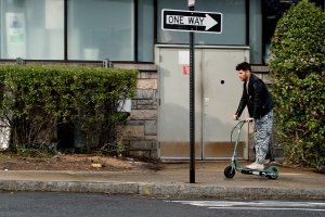 MV5BNjkxM2Y1OGEtMjQzOC00OWI5LWE3NDgtNzBkOGY0YWNlYjU3XkEyXkFqcGdeQXVyNDg2MjUxNjM@._V1_SY1000_CR0,0,1497,1000_AL_