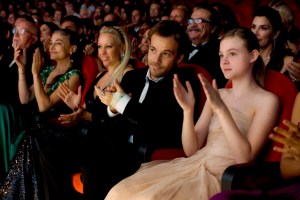 MV5BMTkxNDAxNjY4Ml5BMl5BanBnXkFtZTcwMTQxMzQ3Mw@@._V1_