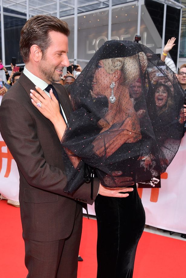 0_2018-Toronto-International-Film-Festival-A-Star-Is-Born-Premiere-Red-Carpet